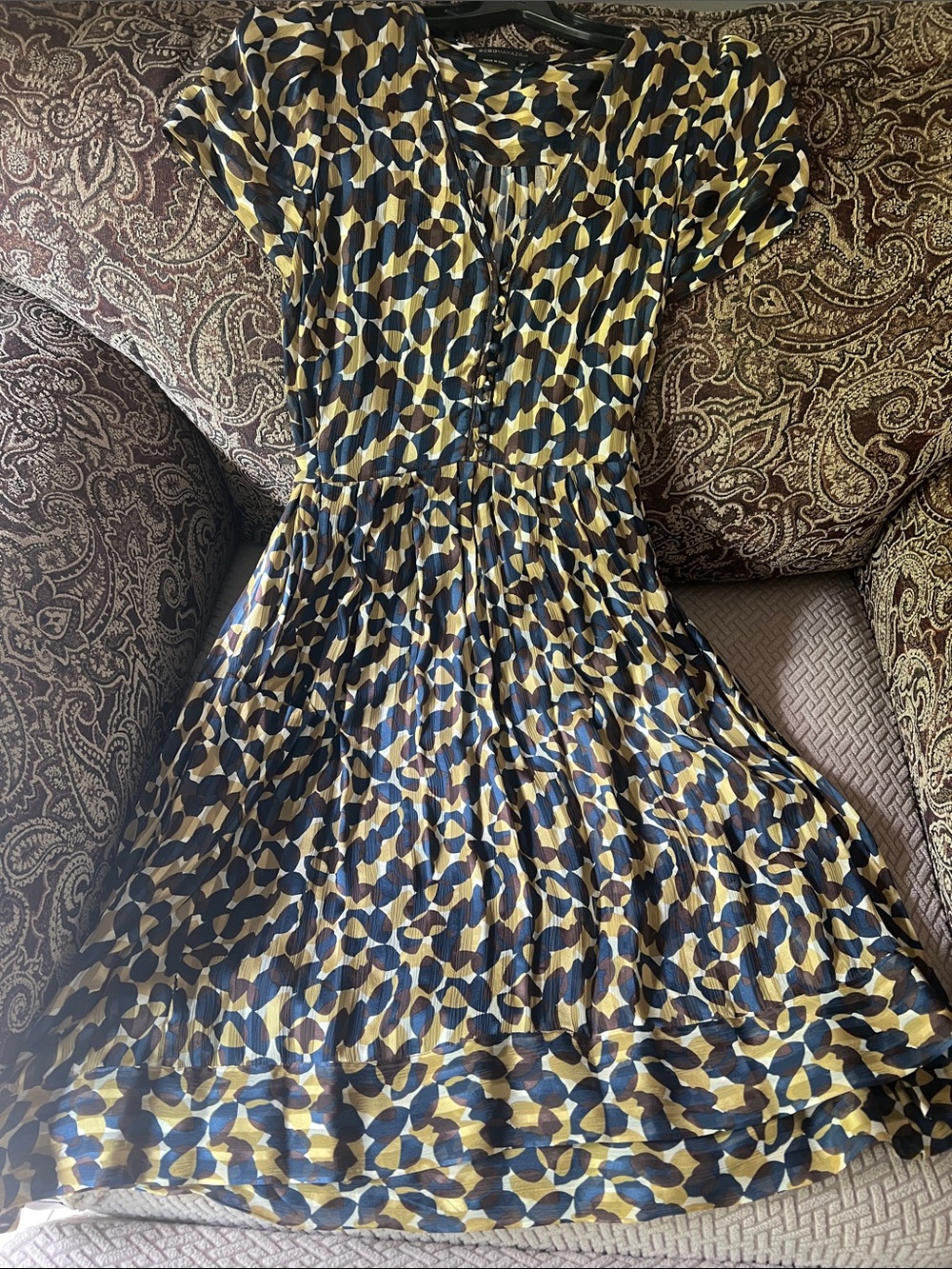 Worn 1x BCBG MAXAZRIA Women's XS Short-Sleeve Printed A-Line Dress Navy print.